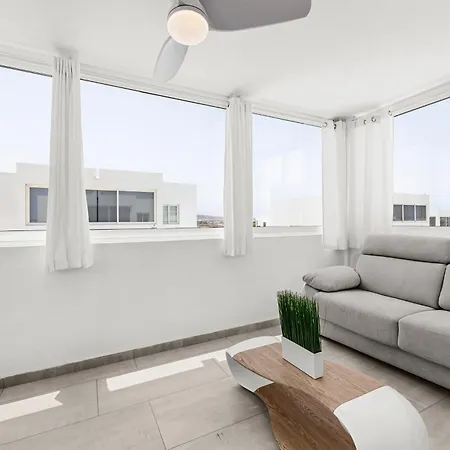 Atlantica - Heated Pool In Villa Playa Blanca (Lanzarote)