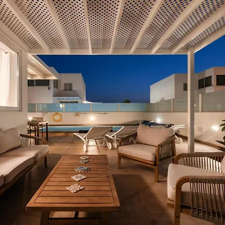 Atlantica - Heated Pool In * Playa Blanca (Lanzarote)